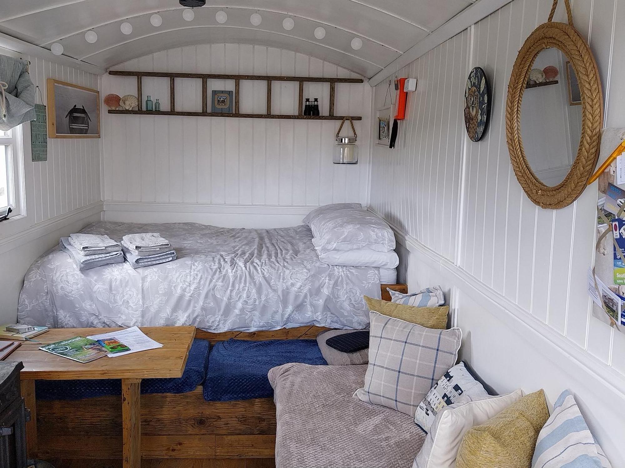 Meadowbeck - Shepherd Huts Fylingdales Esterno foto