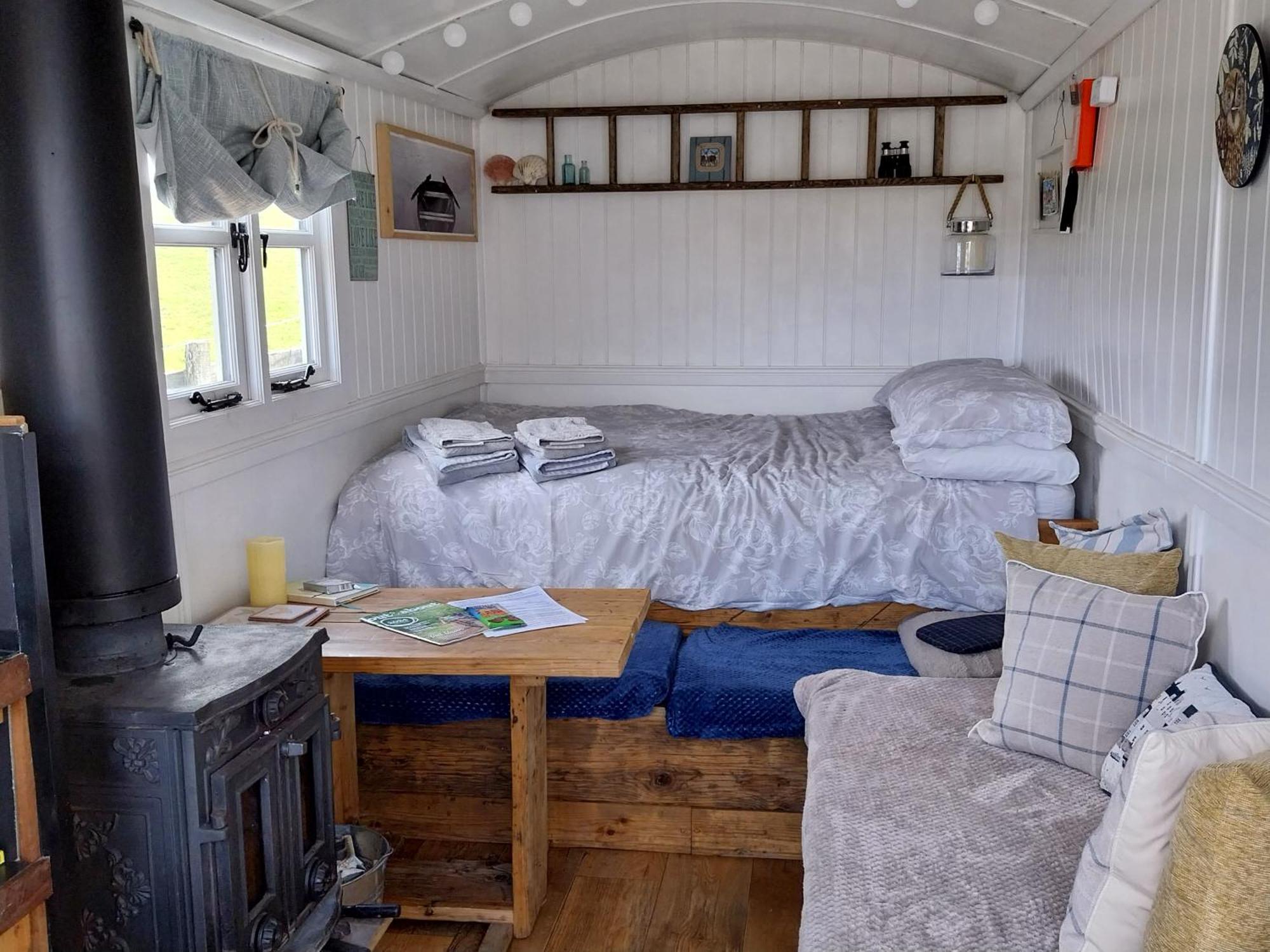 Meadowbeck - Shepherd Huts Fylingdales Esterno foto