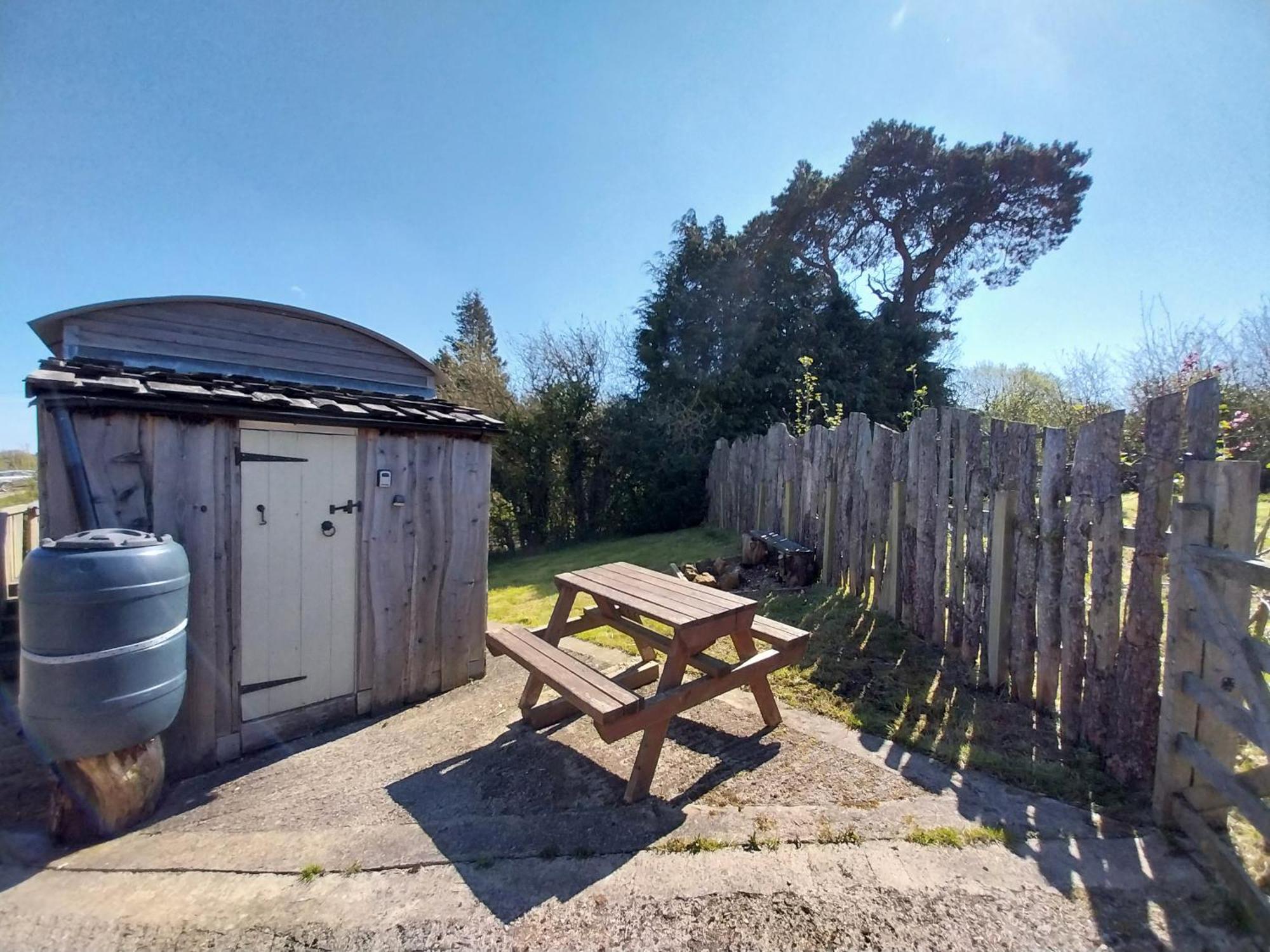 Meadowbeck - Shepherd Huts Fylingdales Esterno foto